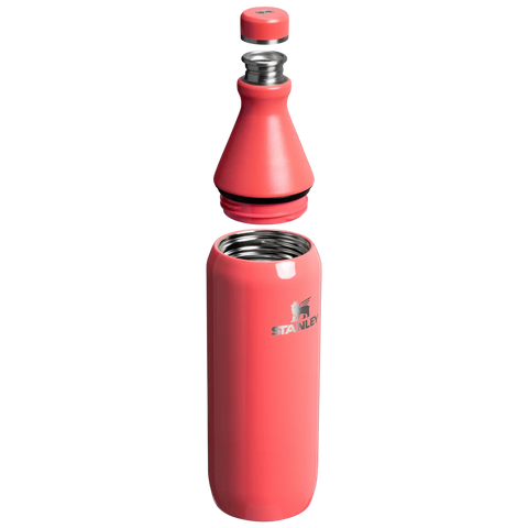 Stanley The All Day Slim Bottle  0.6L / 20oz - Hot Coral Gloss